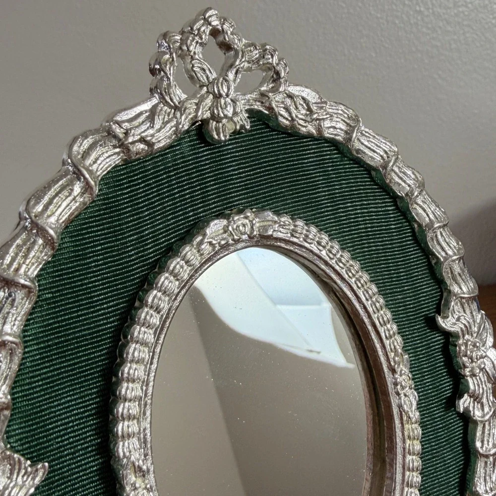 Vintage Emerald Green Silver Ribbon Oval Picture Frame Made in Taiwan R.O.C.